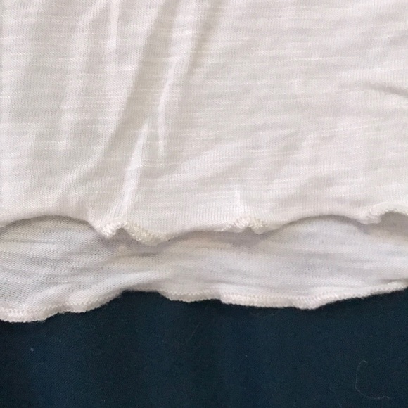 plain white fashionable tee with black ring neck - Picture 4 of 5